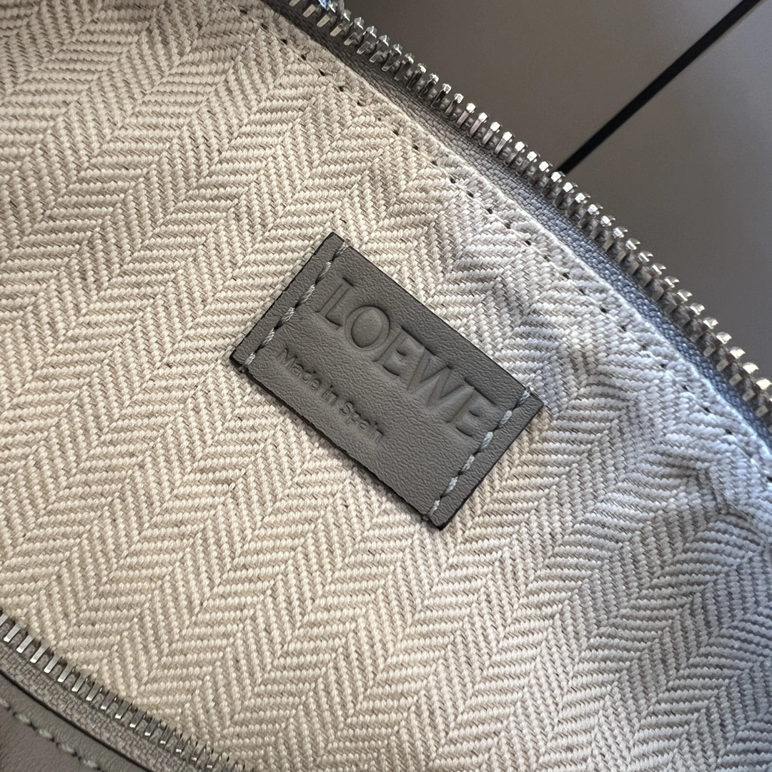 Unique Loewe Cubi Bags 72184