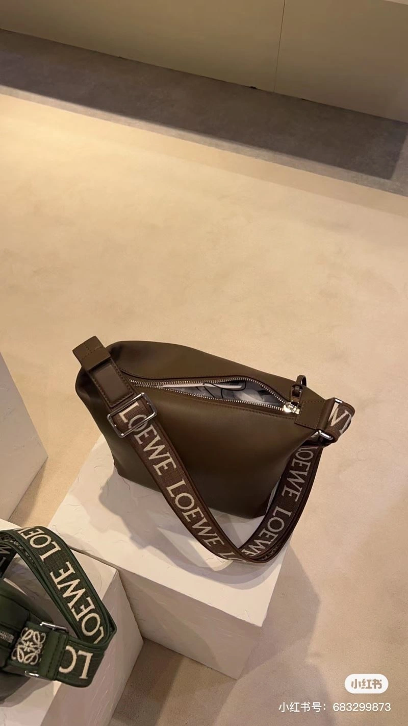 Sporty Loewe Cubi Bags 61695