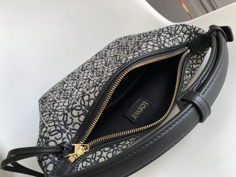 Compact Loewe Cubi Bags 61703