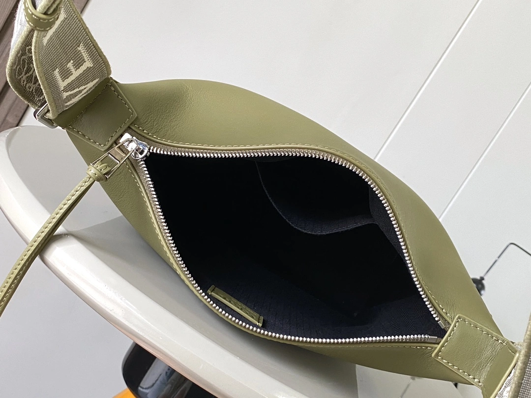 Loewe Cubi Bags WeatherProof 71995