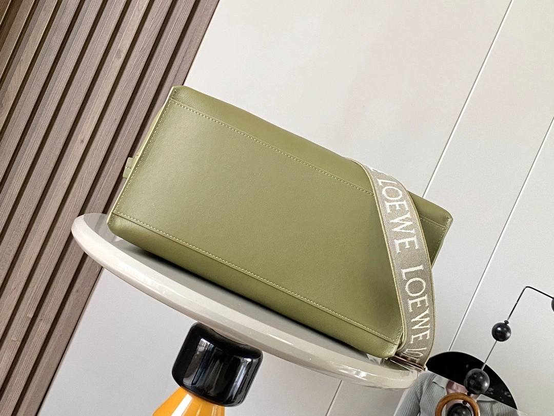 SmartChoice Loewe Cubi Bags 71992