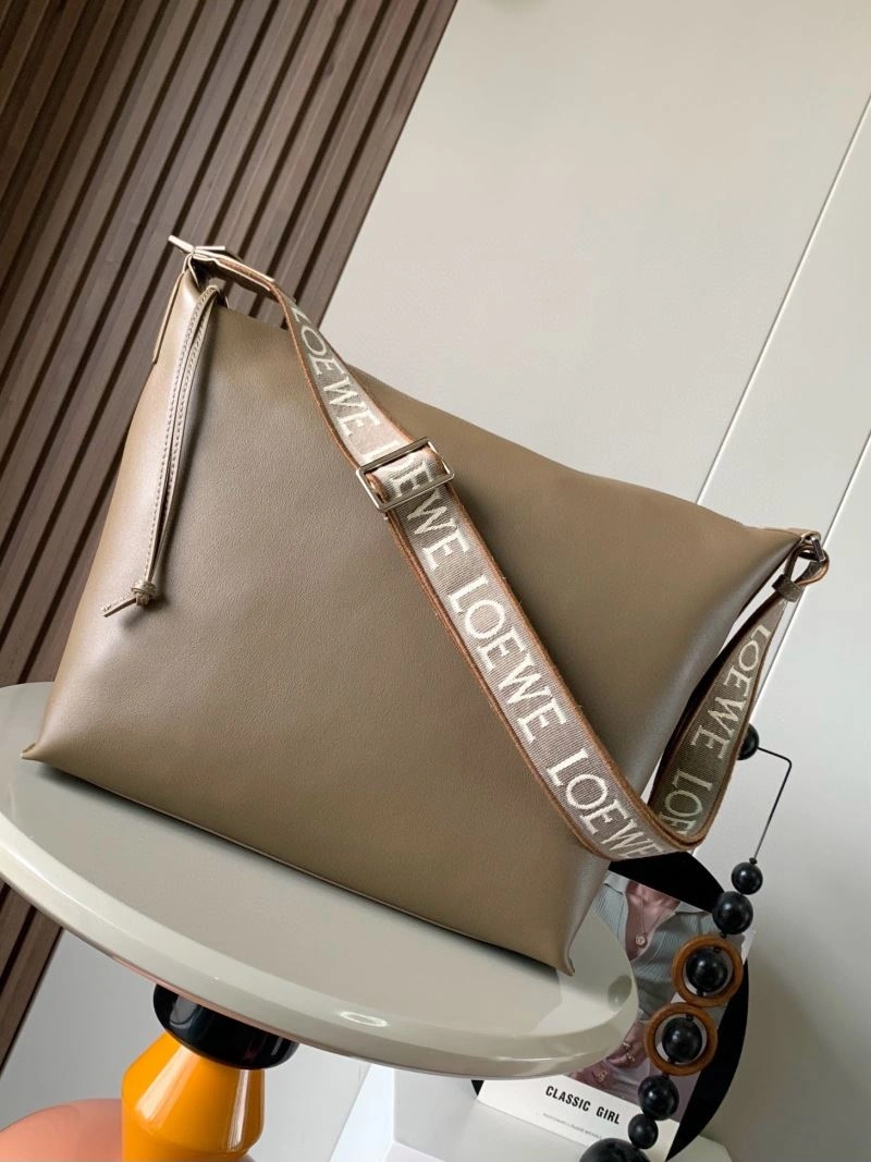 Loewe Cubi Bags Resilient 67100