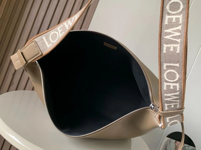 Loewe Cubi Bags Resilient 67100