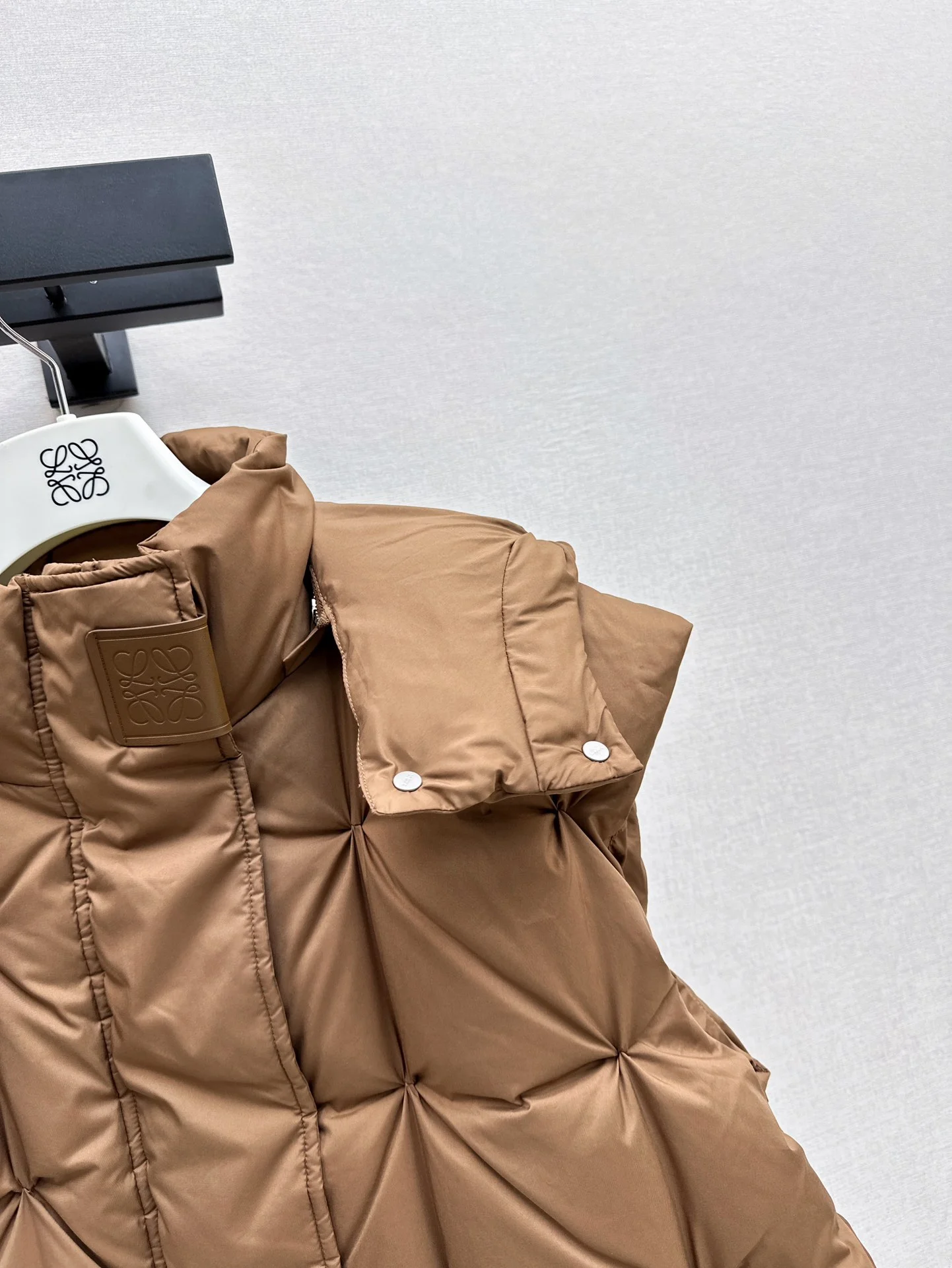Casual Loewe Down Jackets 165460