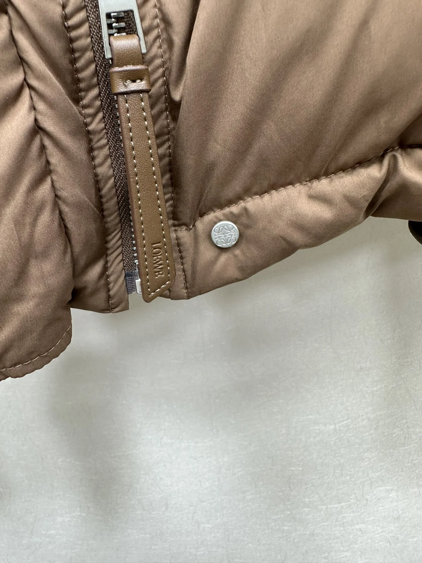 BestValue Loewe Down Jackets 165492