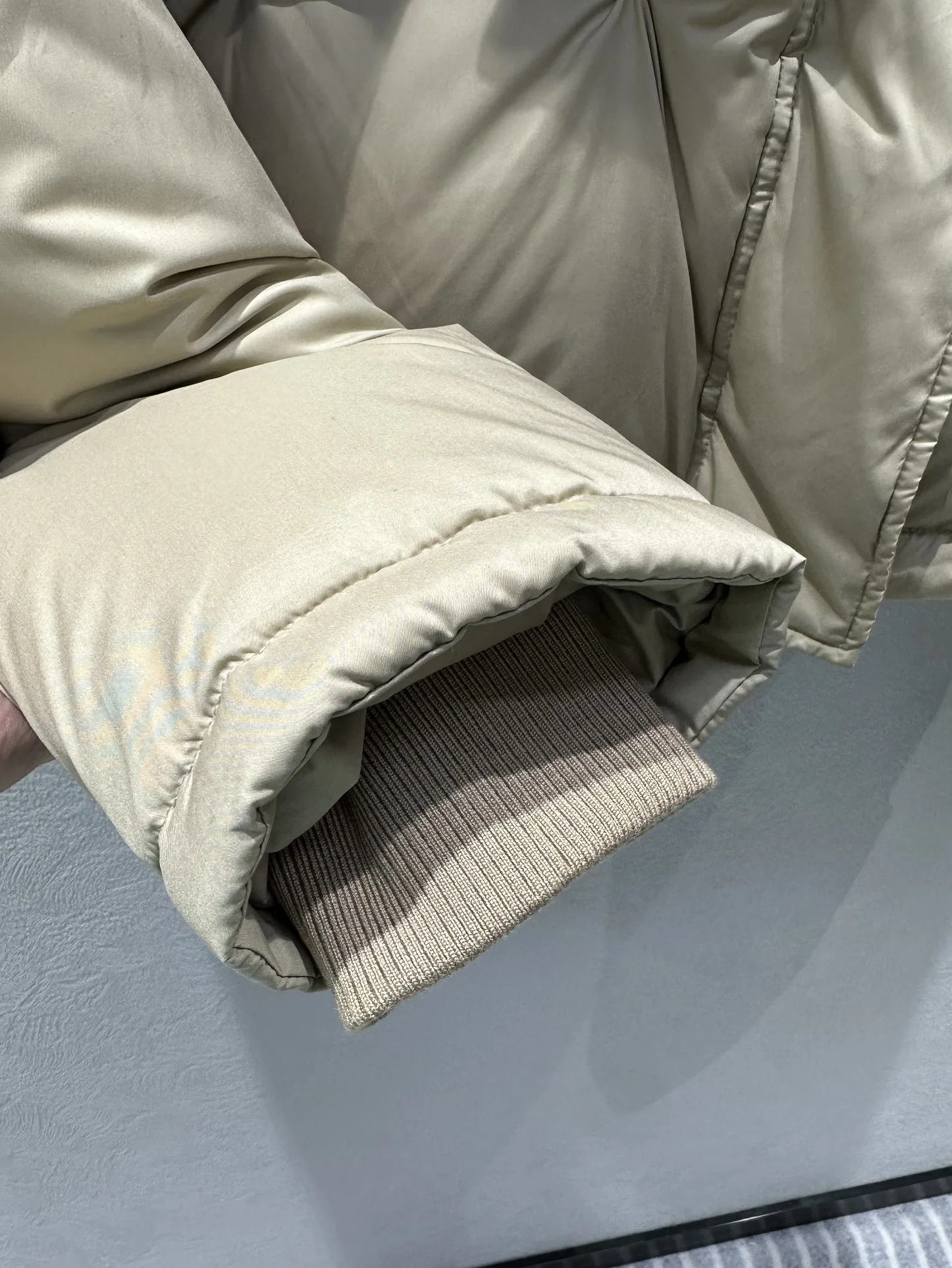 Sustainable Loewe Down Jackets 165490
