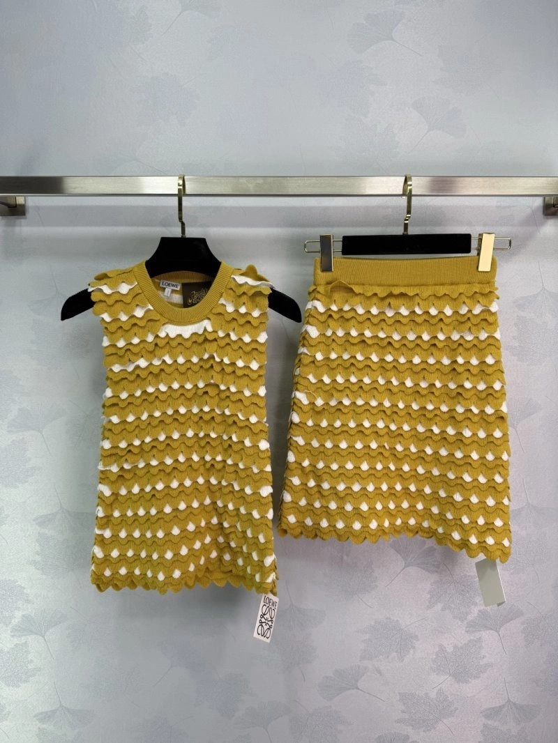 Loewe Dress Suits Compact 154930