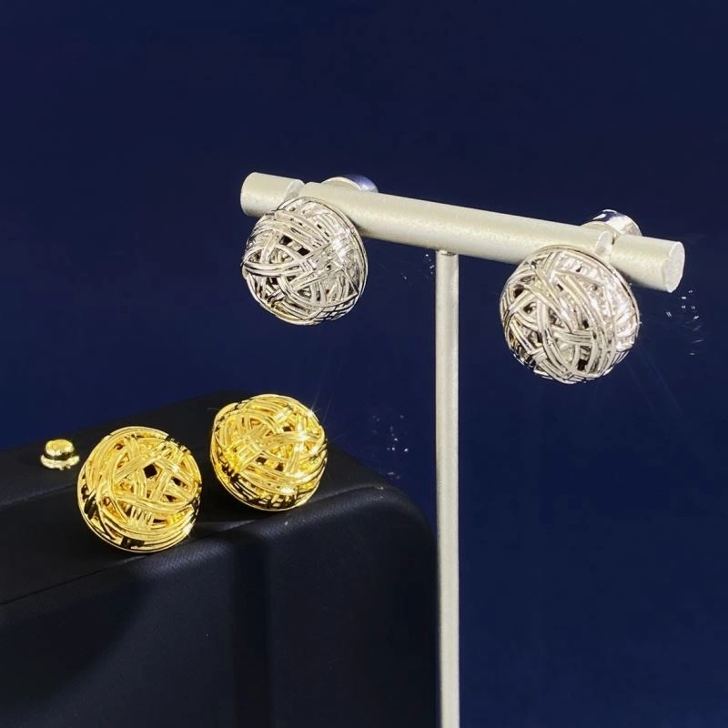 Sleek Loewe Earrings 214183
