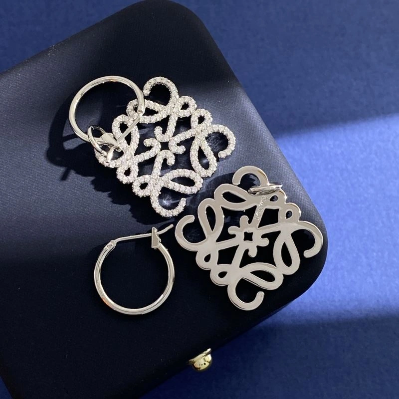 Trendsetting Loewe Earrings 211947