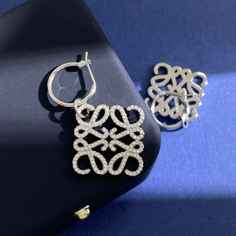 Trendsetting Loewe Earrings 211947