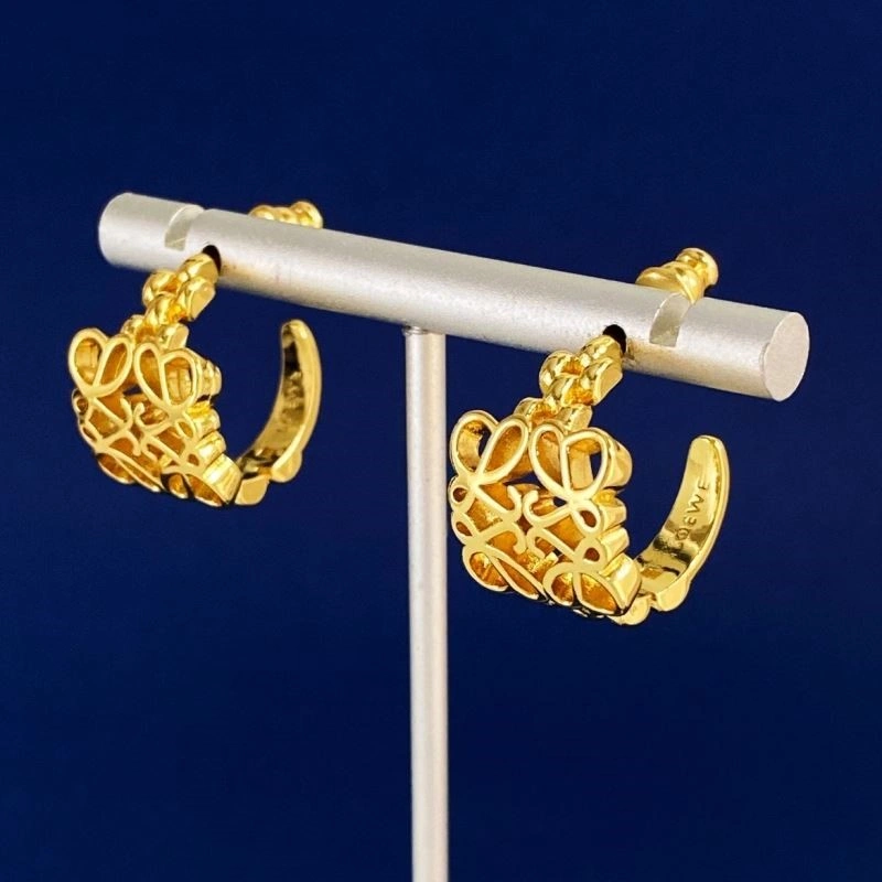 Loewe Earrings Versatile 209752