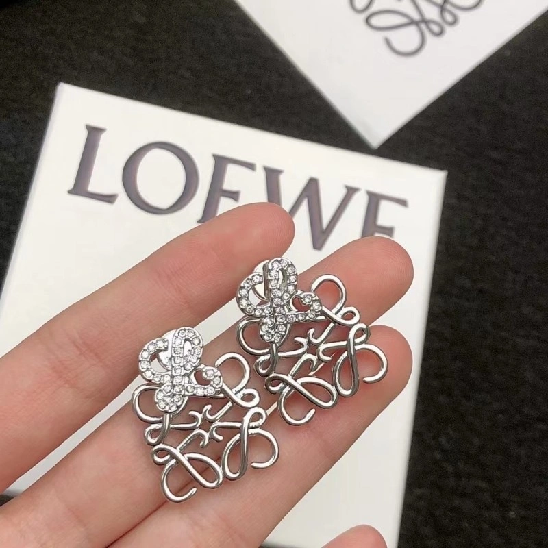 UrbanChic Loewe Earrings 208654