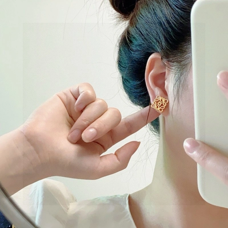 Timeless Loewe Earrings 207909