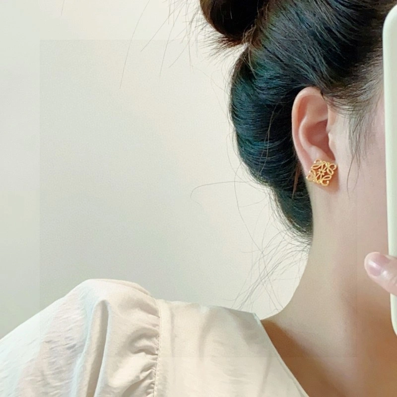 Timeless Loewe Earrings 207909