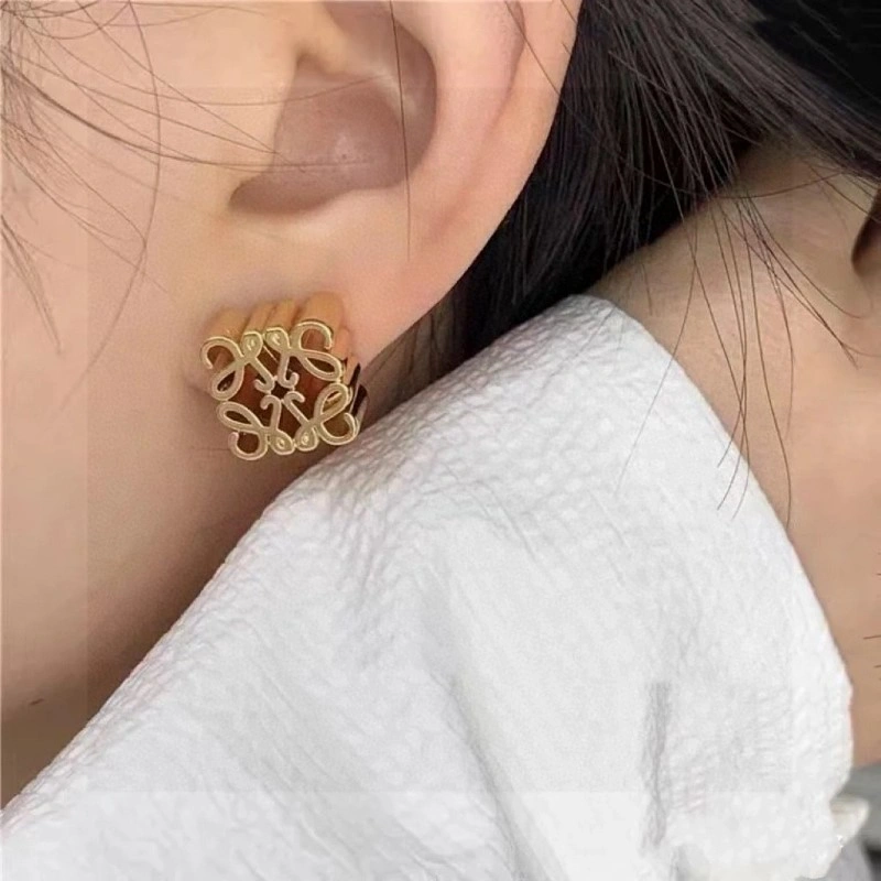 WrinkleFree Loewe Earrings 207894