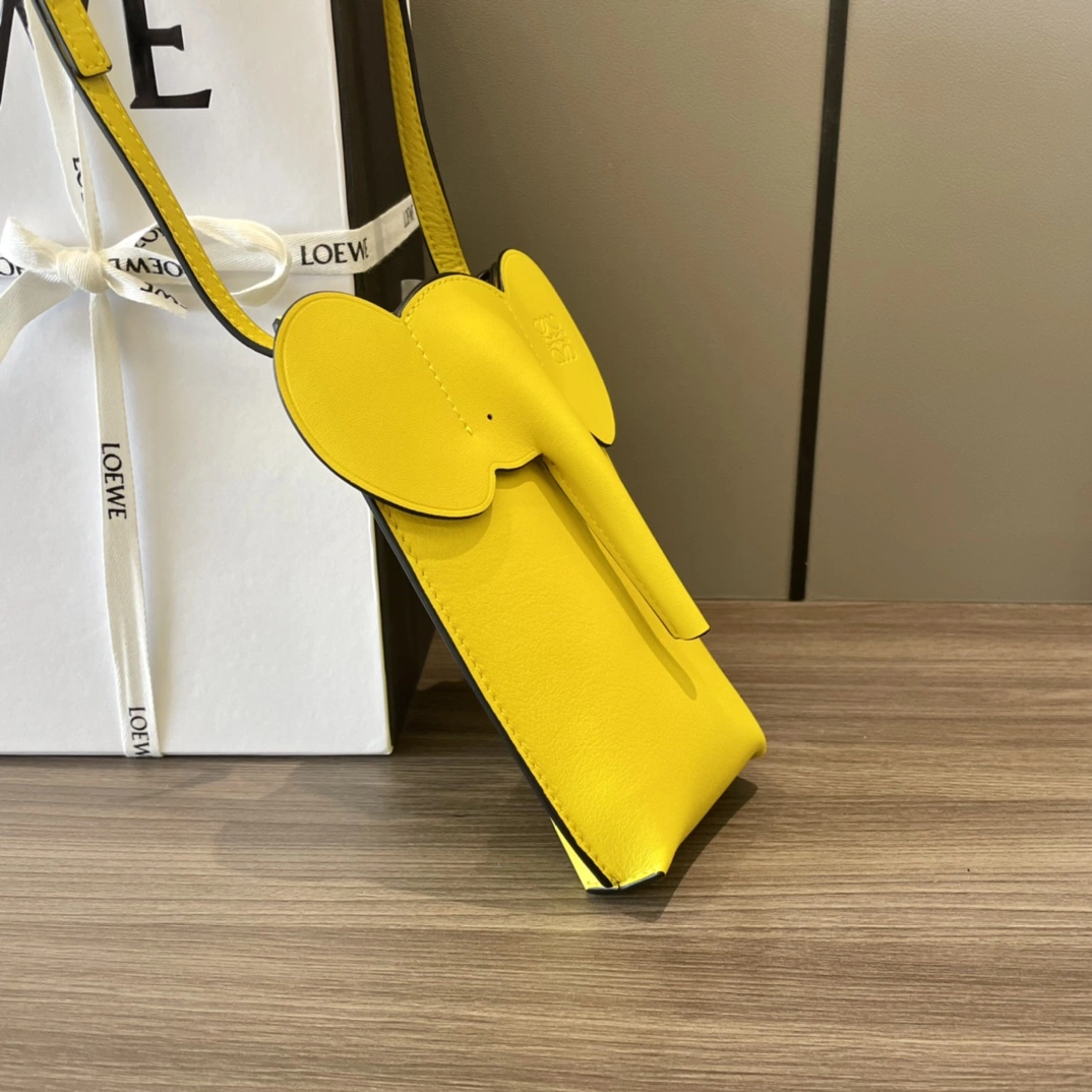 Trendy Loewe Elephant Bags 72219