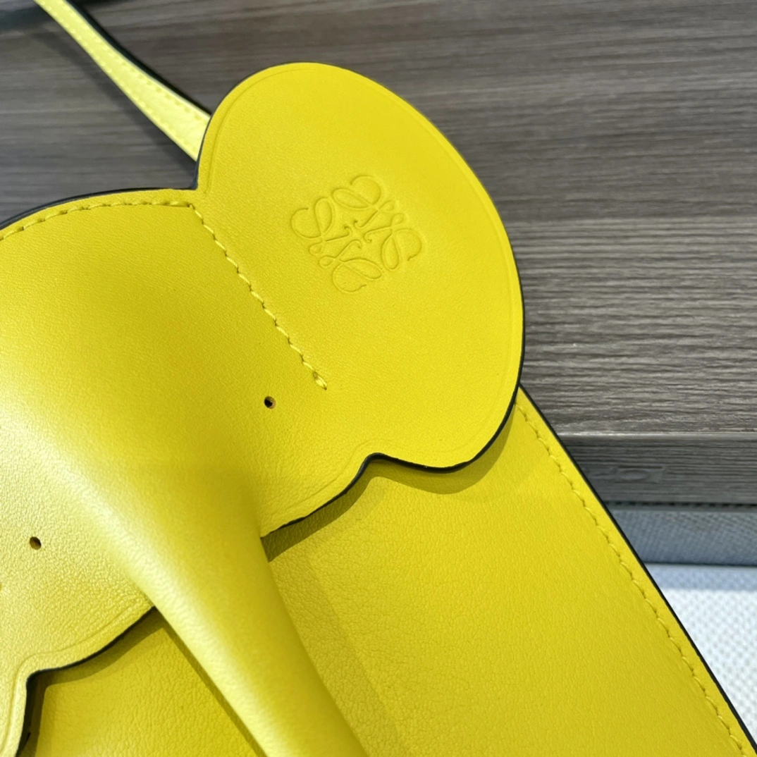 Trendy Loewe Elephant Bags 72219