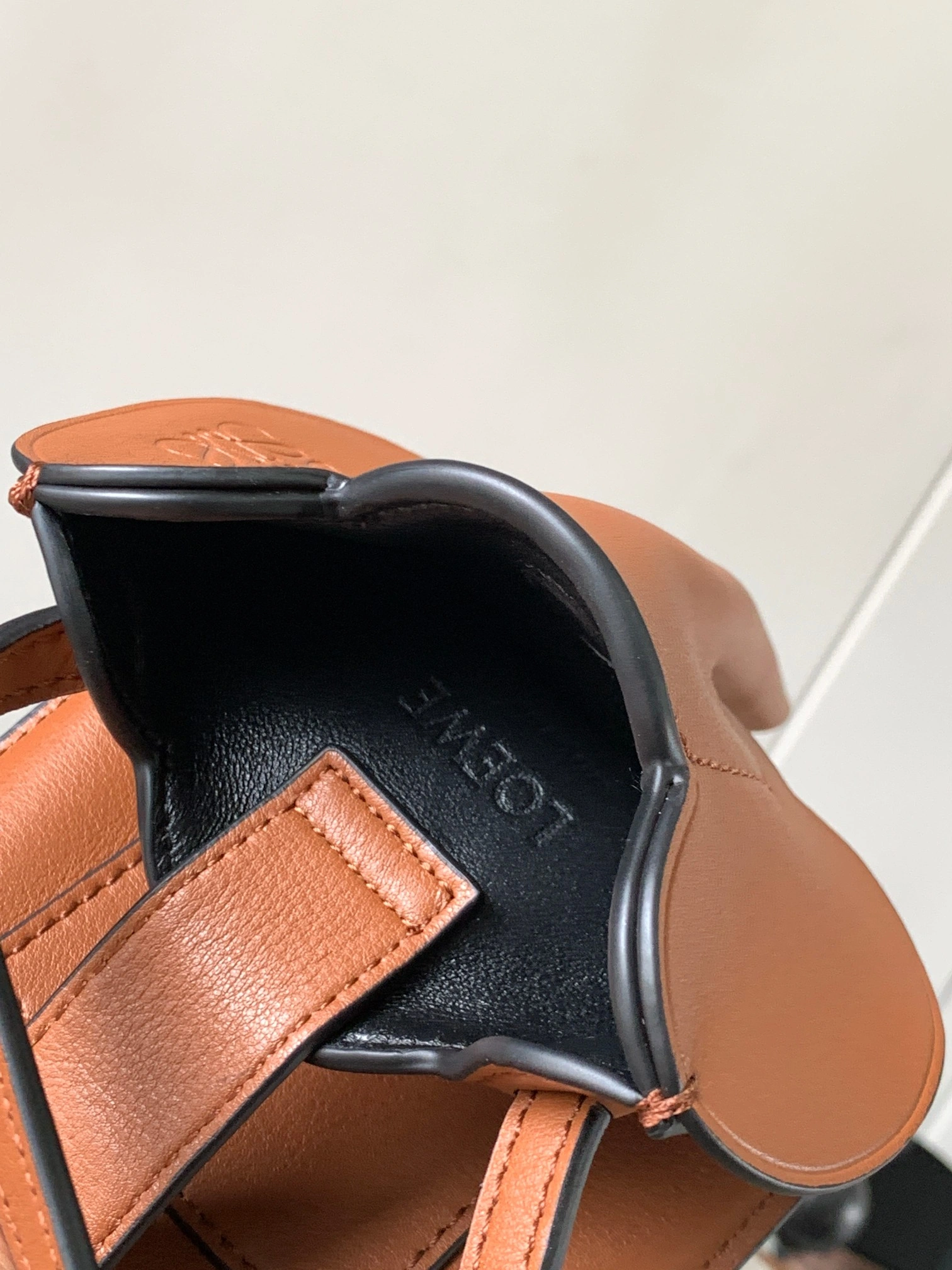 Loewe Elephant Bags Versatile 72035