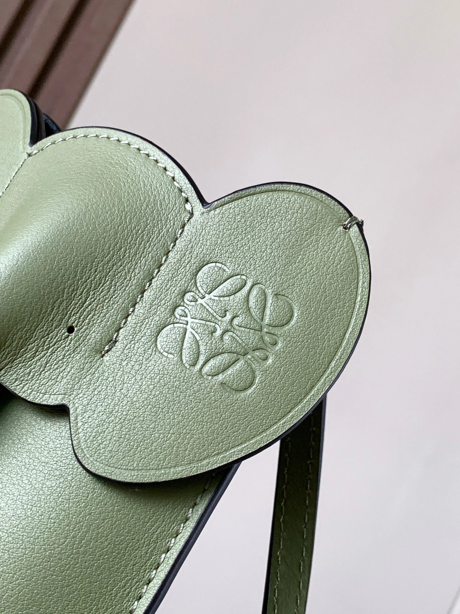 WellDesigned Loewe Elephant Bags 71989