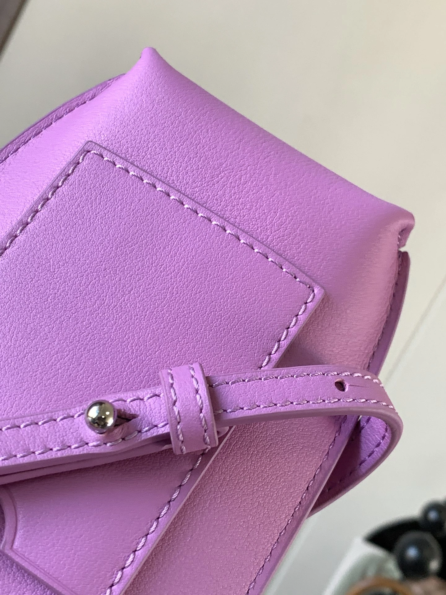 Resilient Loewe Elephant Bags 71987