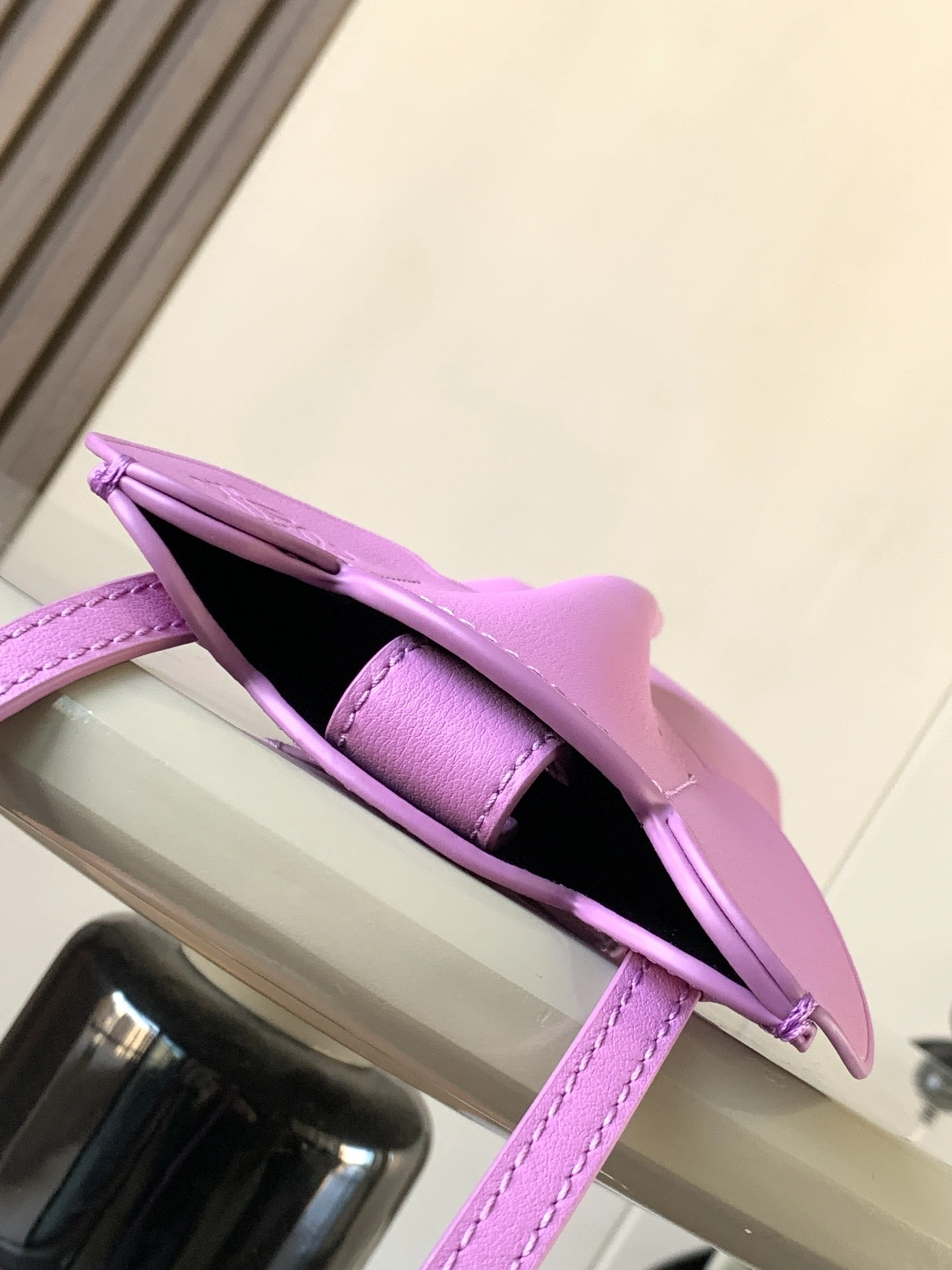 Resilient Loewe Elephant Bags 71987