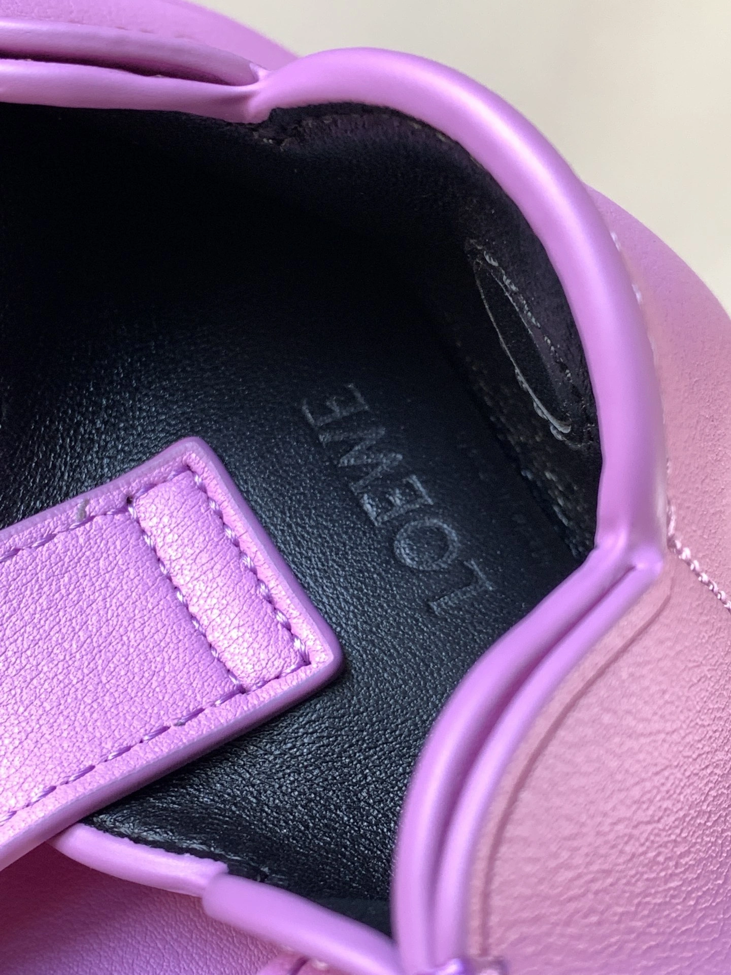 Resilient Loewe Elephant Bags 71987