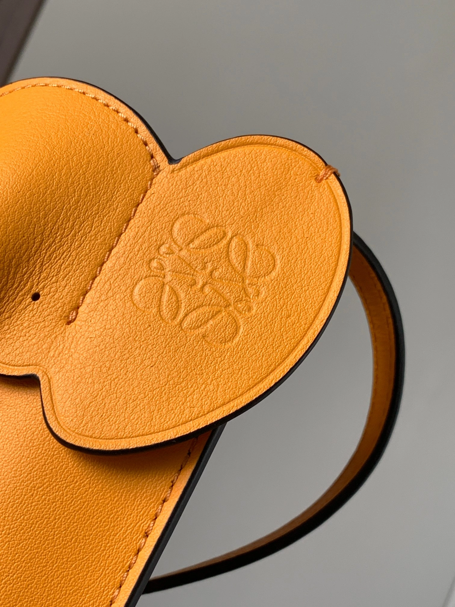 Loewe Elephant Bags Bold 71981