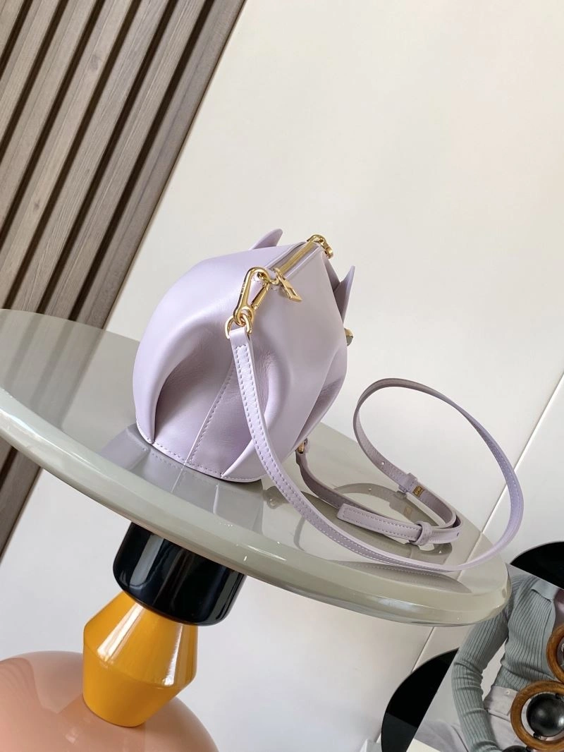 Trendy Loewe Elephant Bags 67099