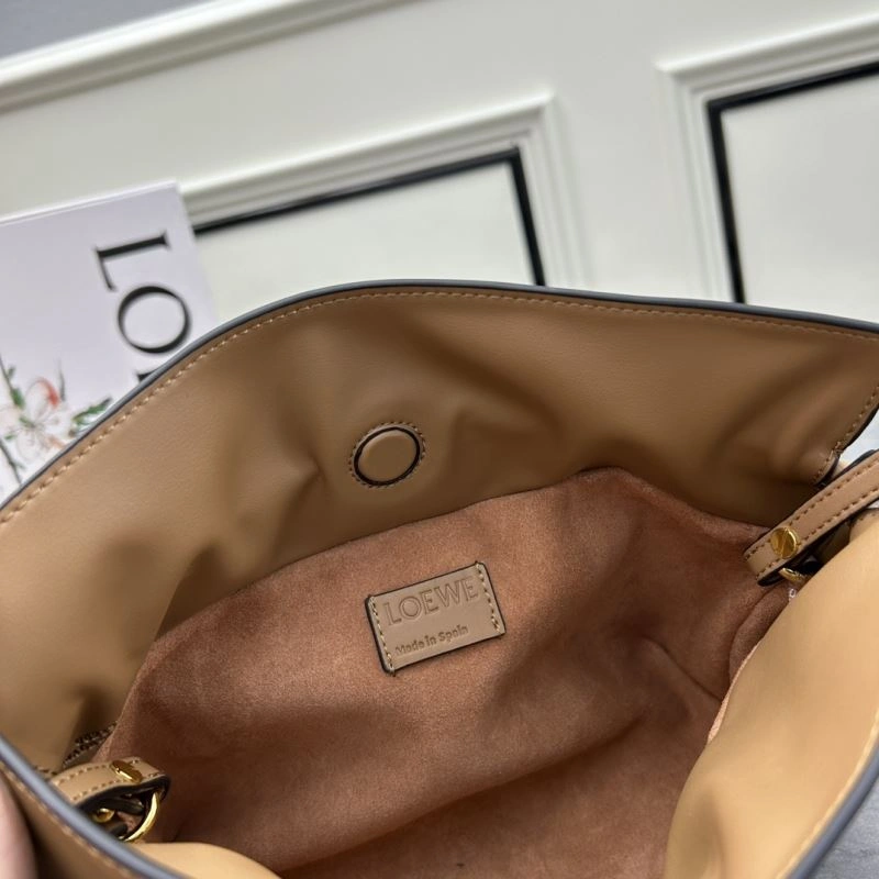 Loewe Flamenco Bags Trendsetting 83782