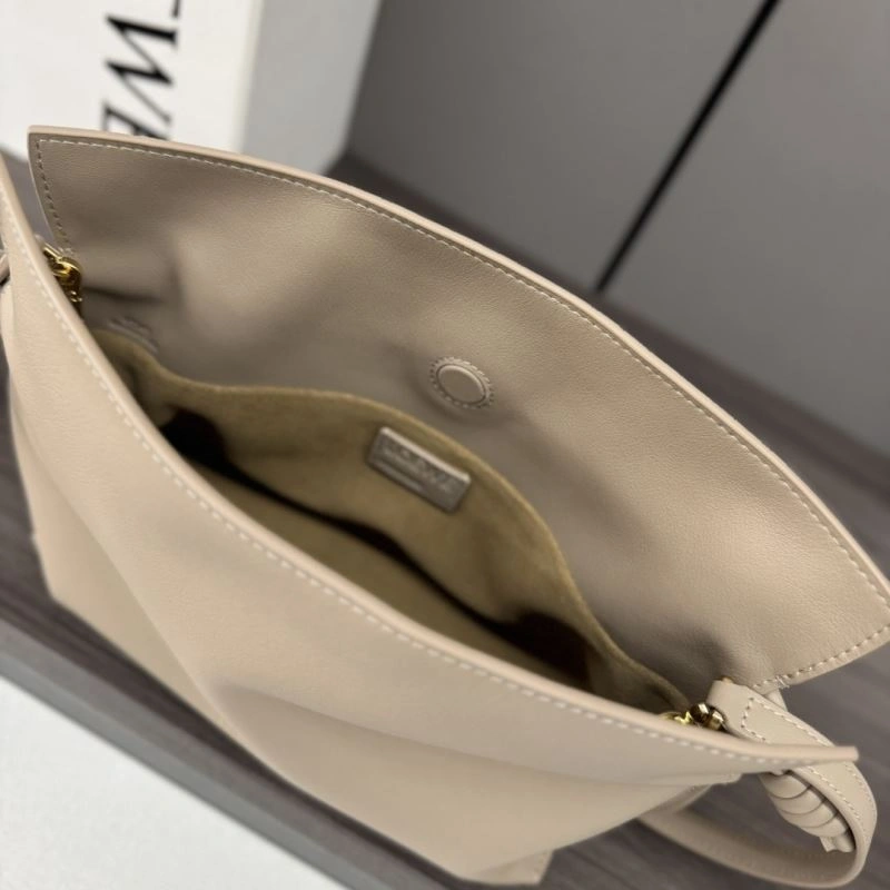 Loewe Flamenco Bags Compact 58579