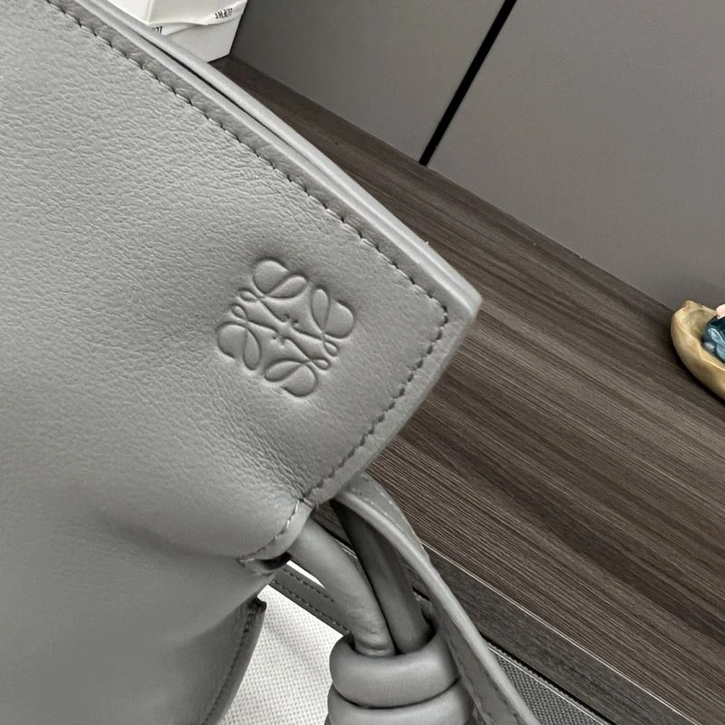 WellDesigned Loewe Flamenco Bags 58581