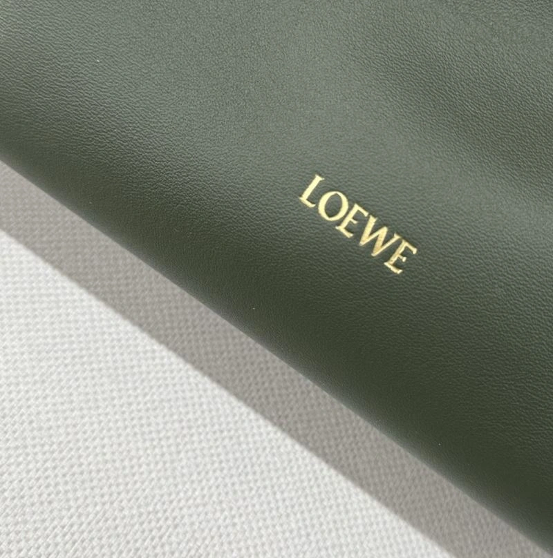 Versatile Loewe Flamenco Bags 58569
