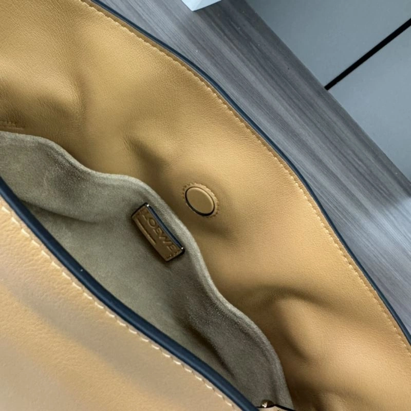 Bold Loewe Flamenco Bags 58520