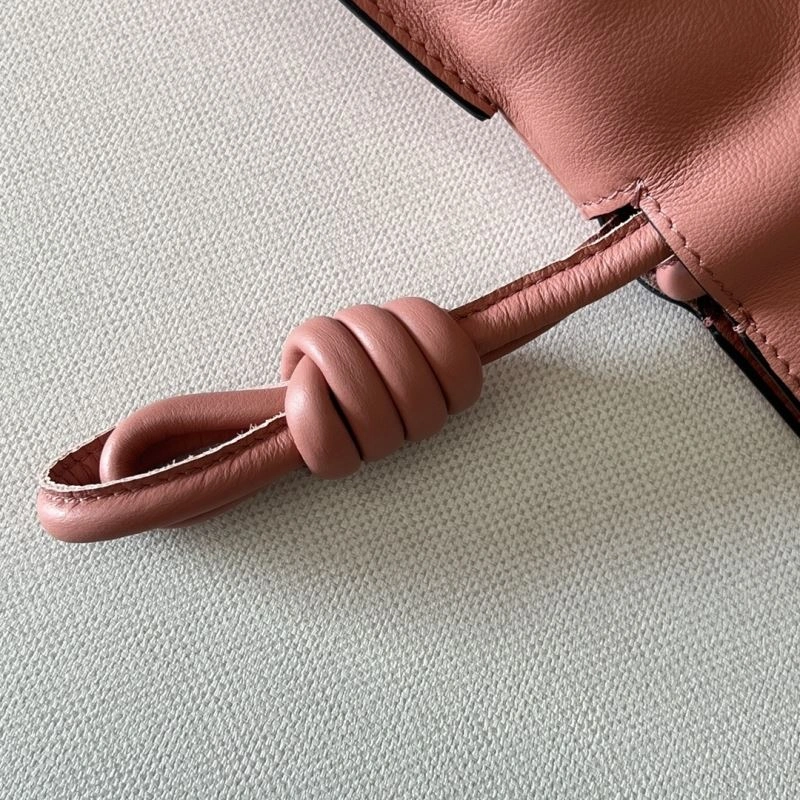 Loewe Flamenco Bags Versatile 77415