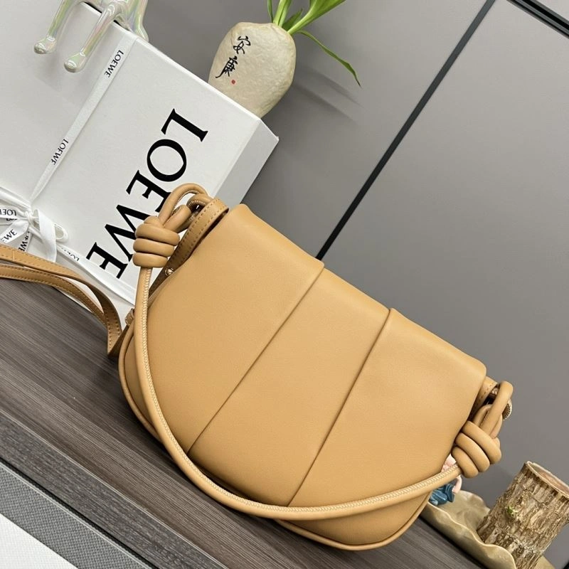 Practical Loewe Flamenco Bags 77405