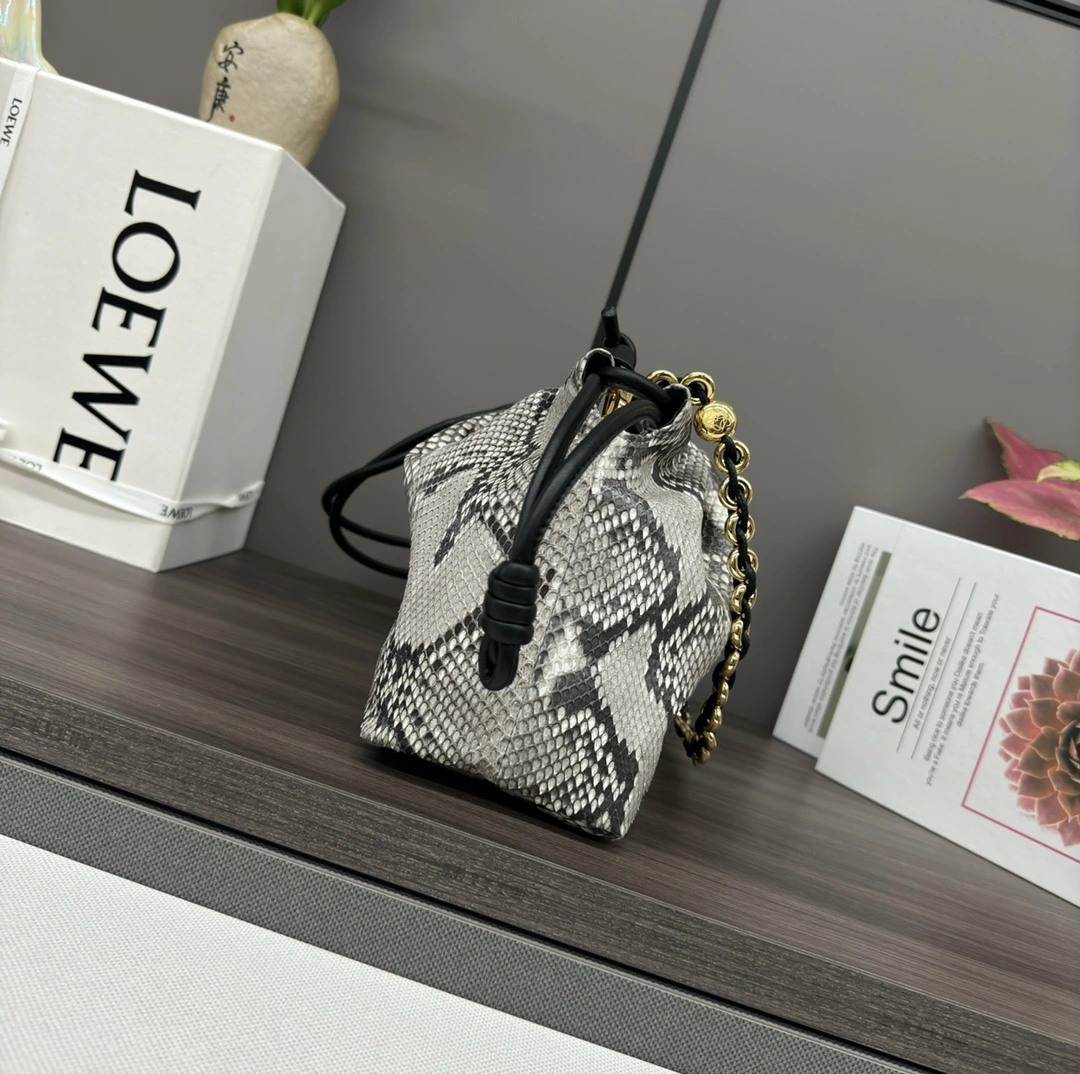 Loewe Flamenco Bags Lightweight 72178