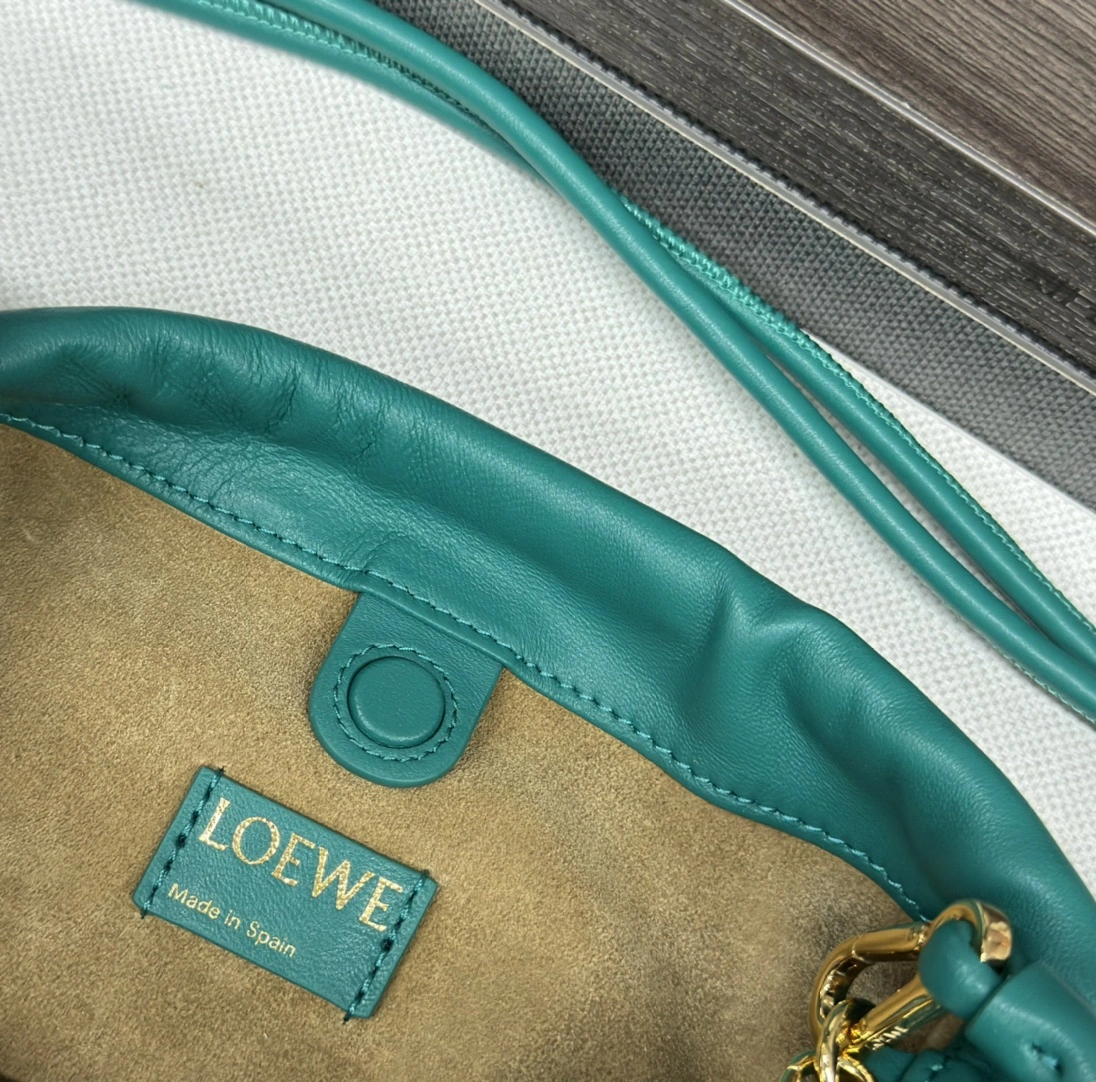Chic Loewe Flamenco Bags 72166