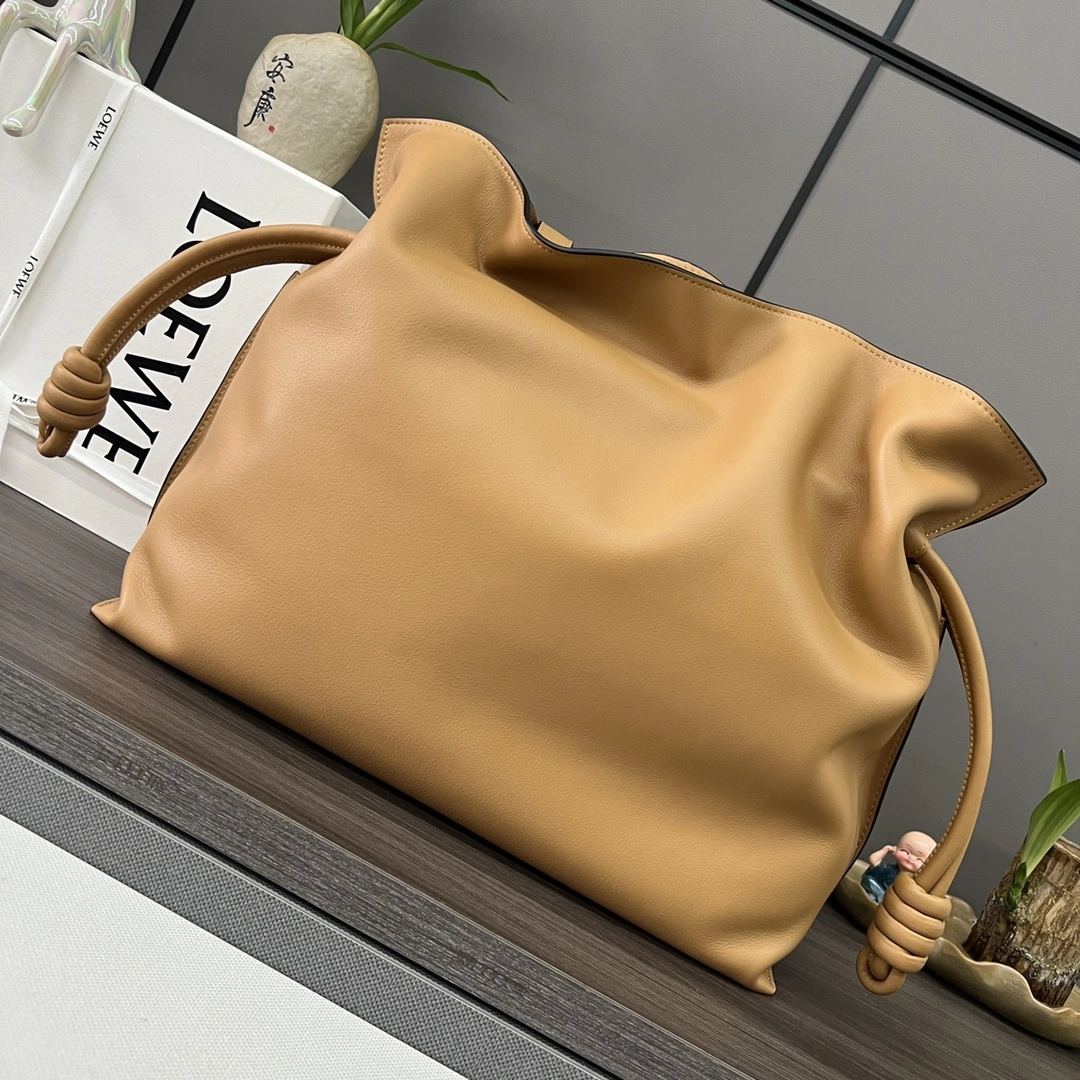GoAnywhere Loewe Flamenco Bags 72164