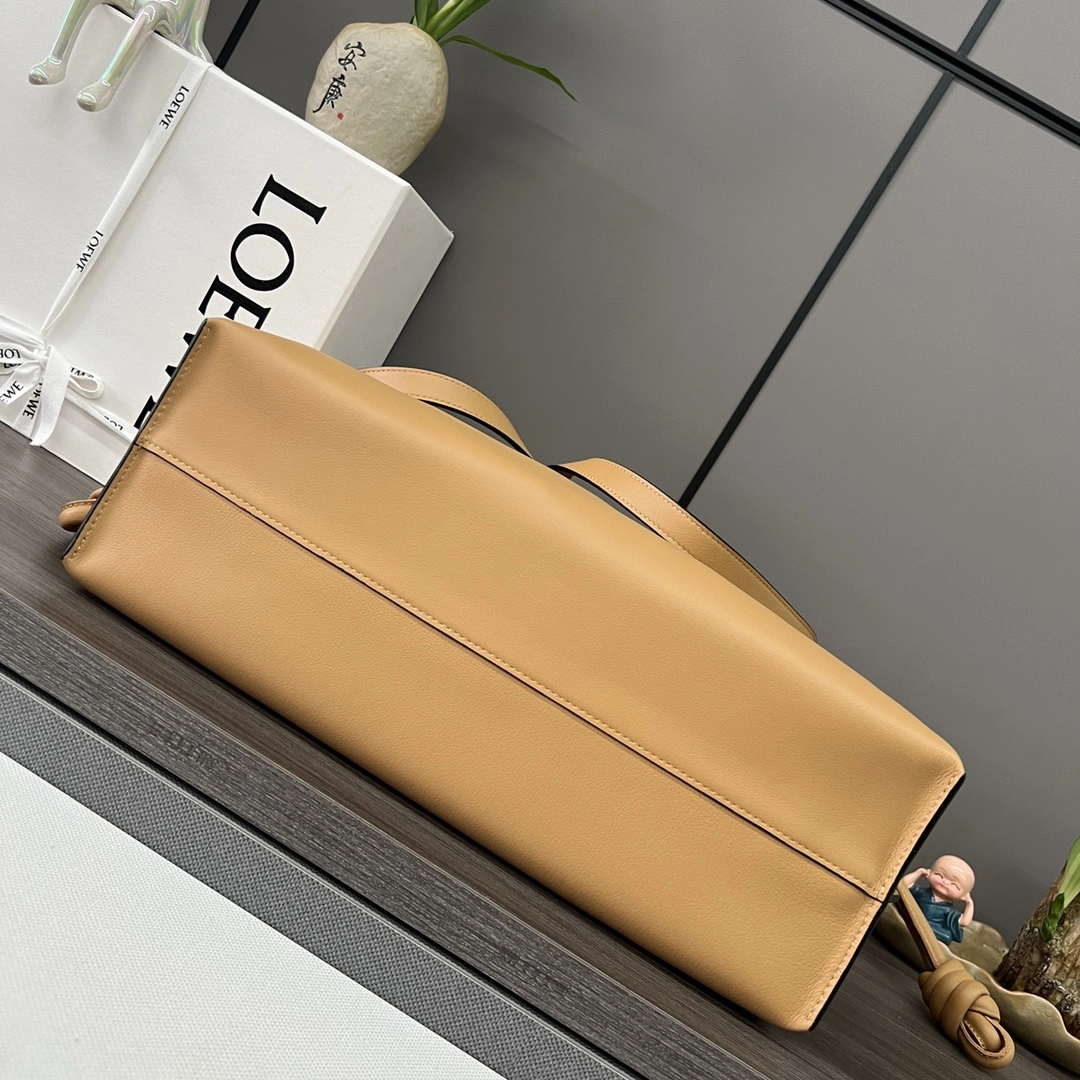 GoAnywhere Loewe Flamenco Bags 72164