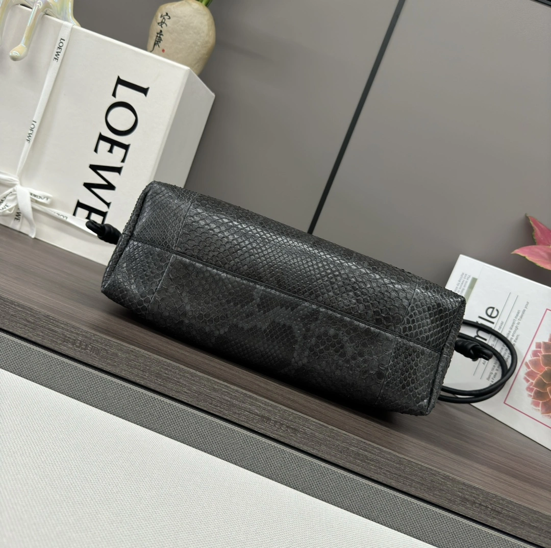 MultiPurpose Loewe Flamenco Bags 72160