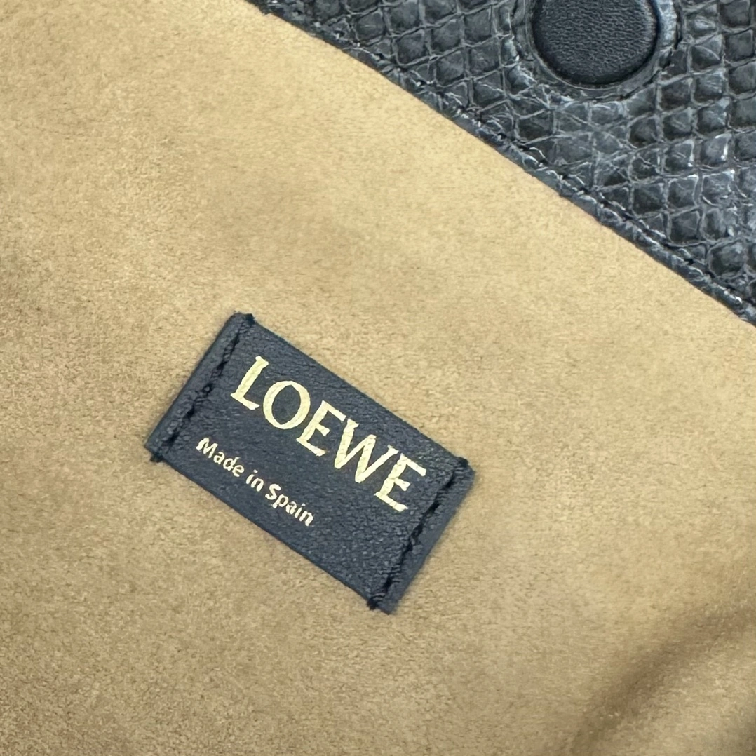 MultiPurpose Loewe Flamenco Bags 72160