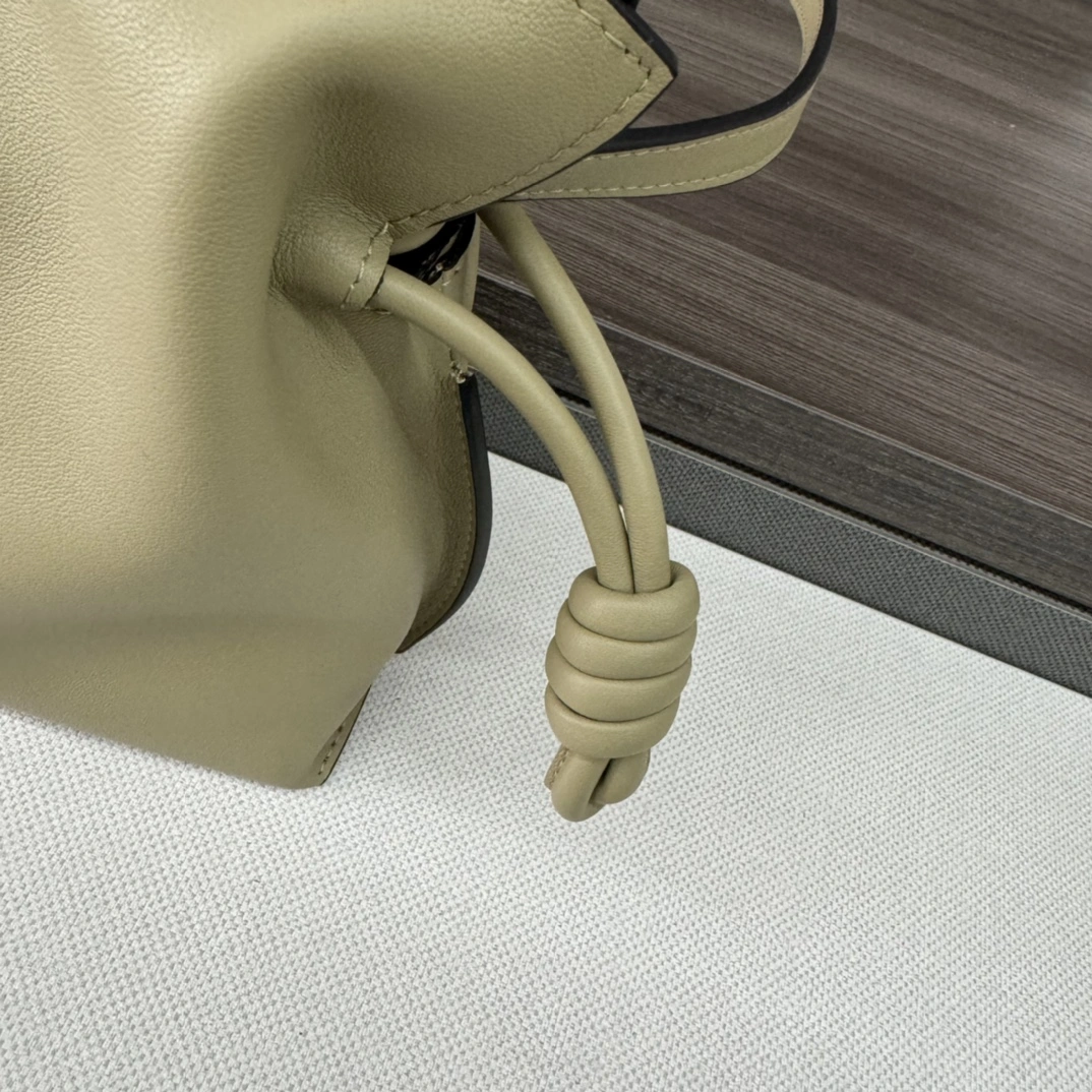 Loewe Flamenco Bags Breathable 72187