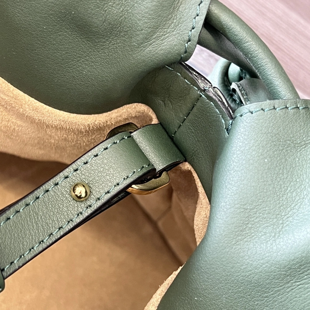 Loewe Flamenco Bags OnTrend 72156