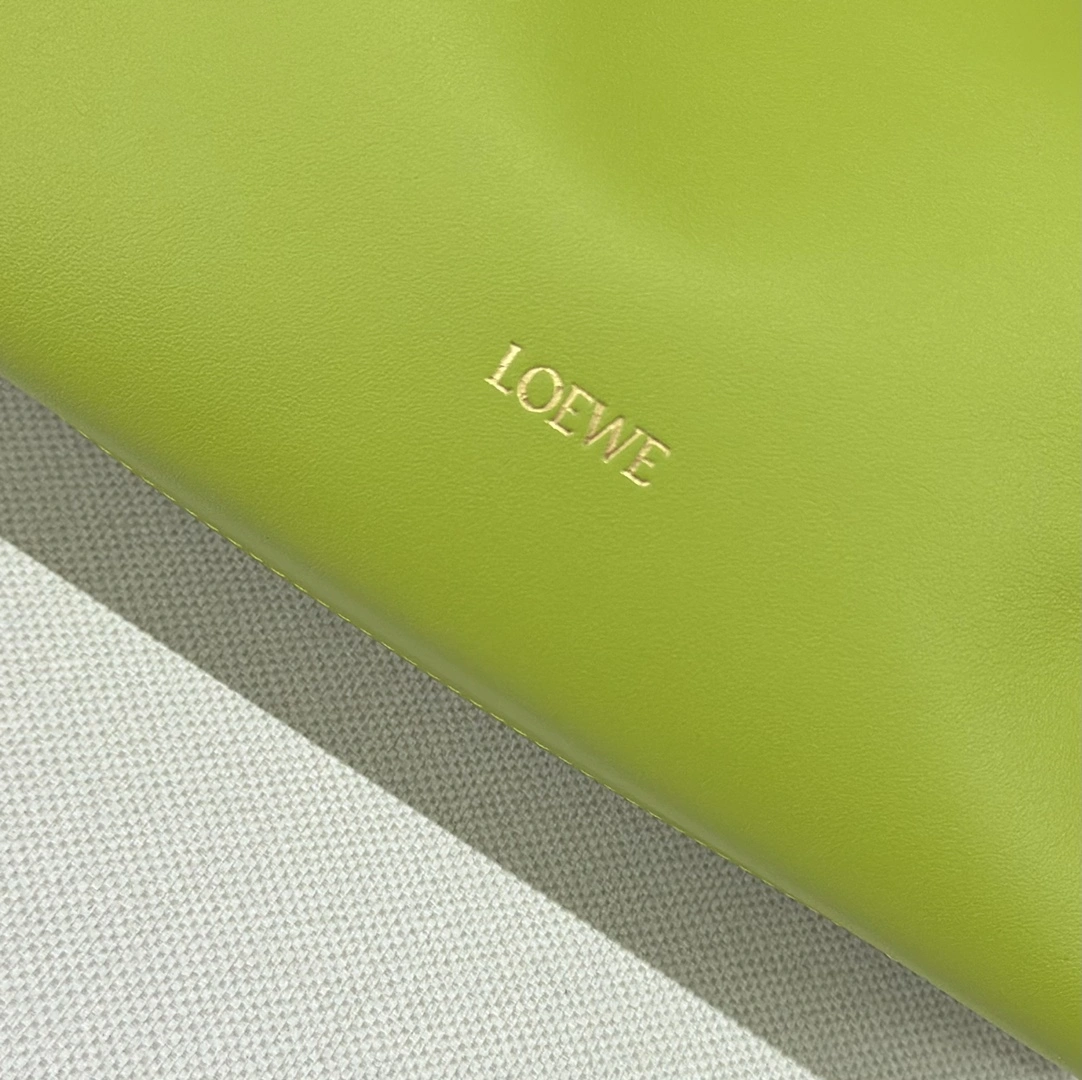 Loewe Flamenco Bags Timeless 72231