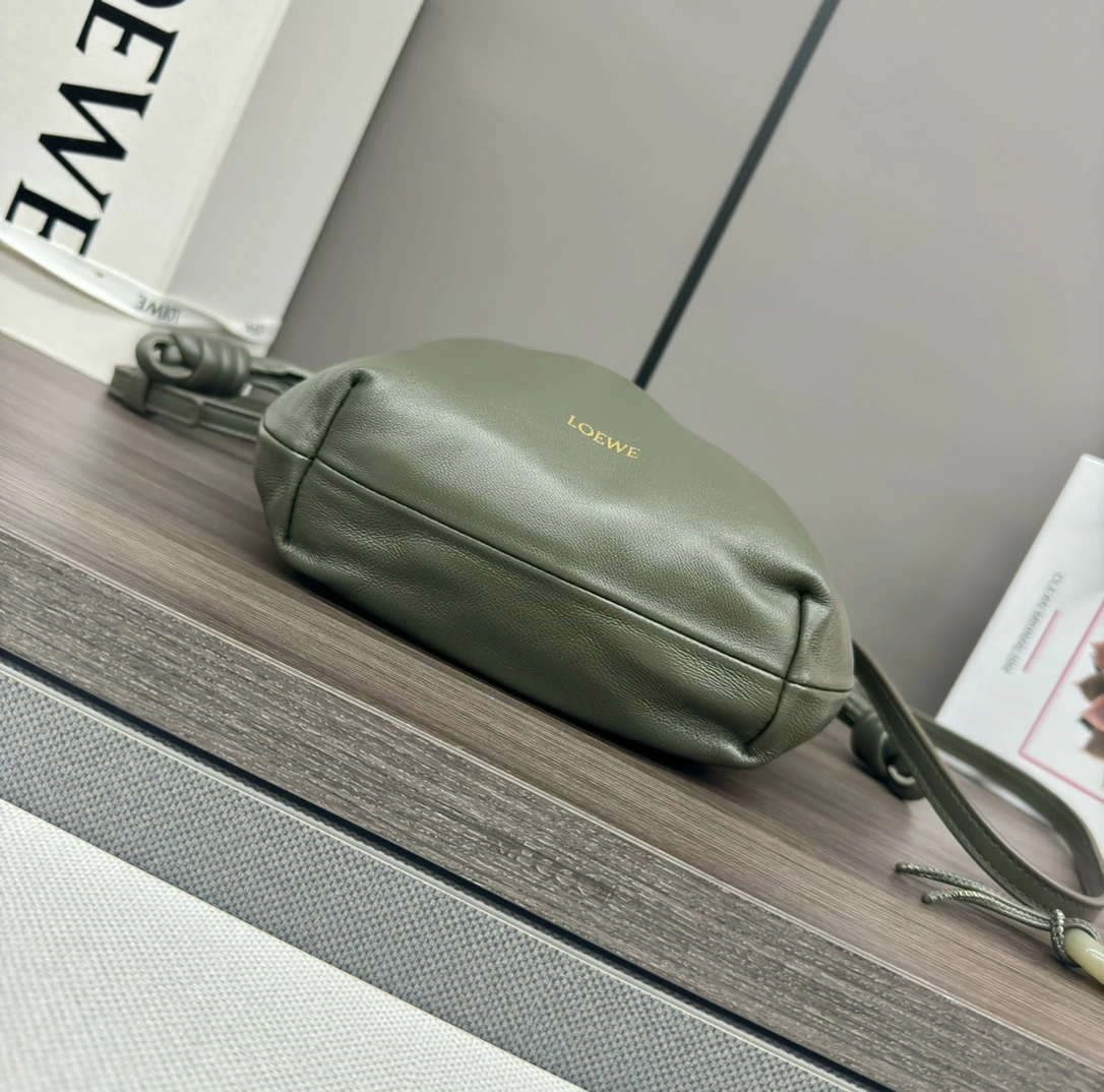 Classic Loewe Flamenco Bags 72147