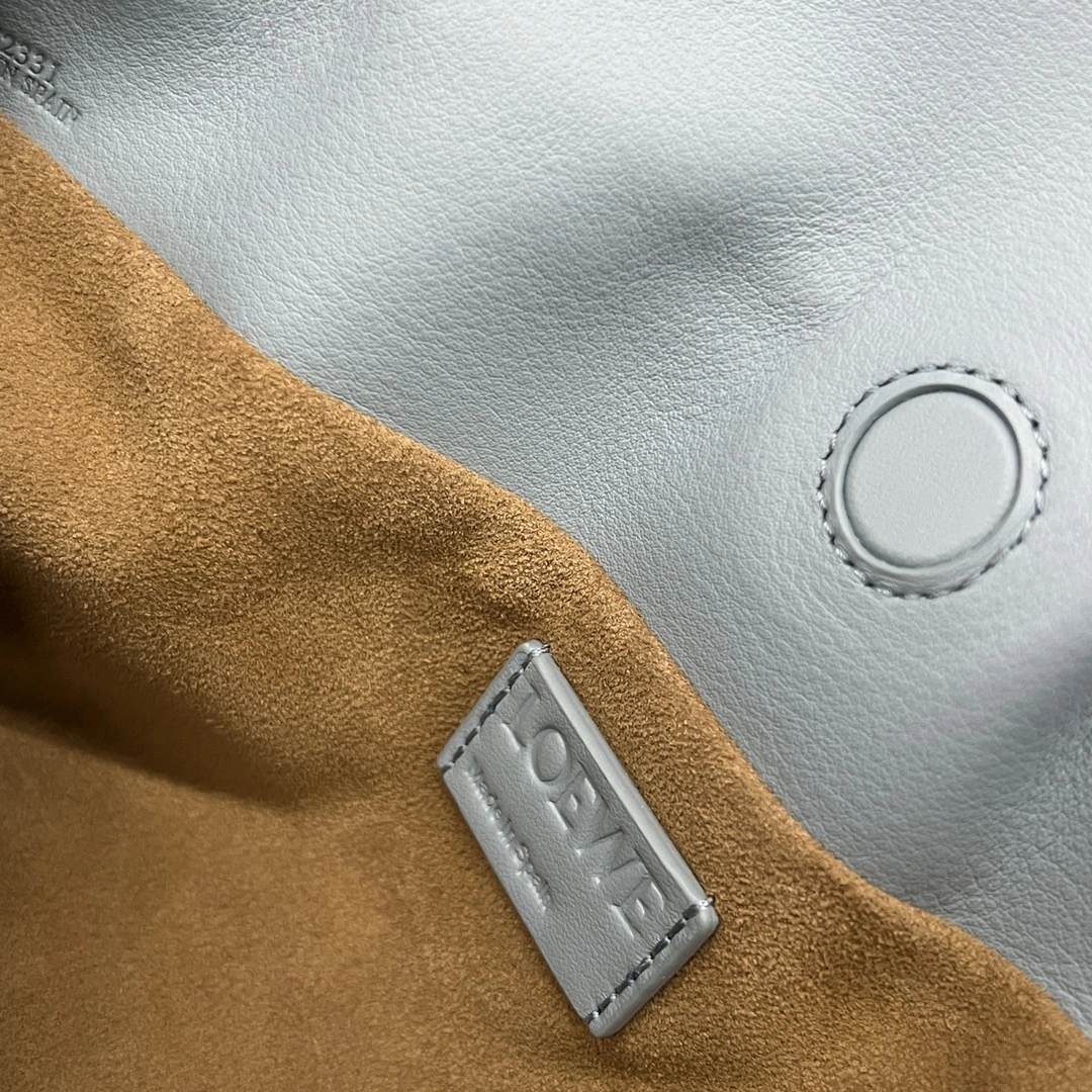 Elegant Loewe Flamenco Bags 67230