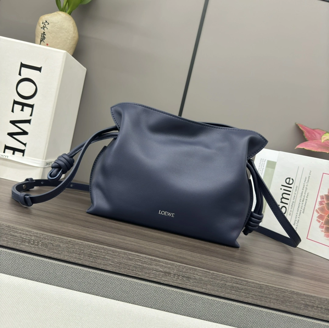 Loewe Flamenco Bags Refined 67240