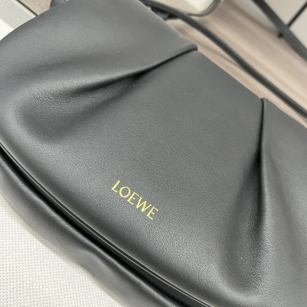RelaxedFit Loewe Flamenco Bags 67226