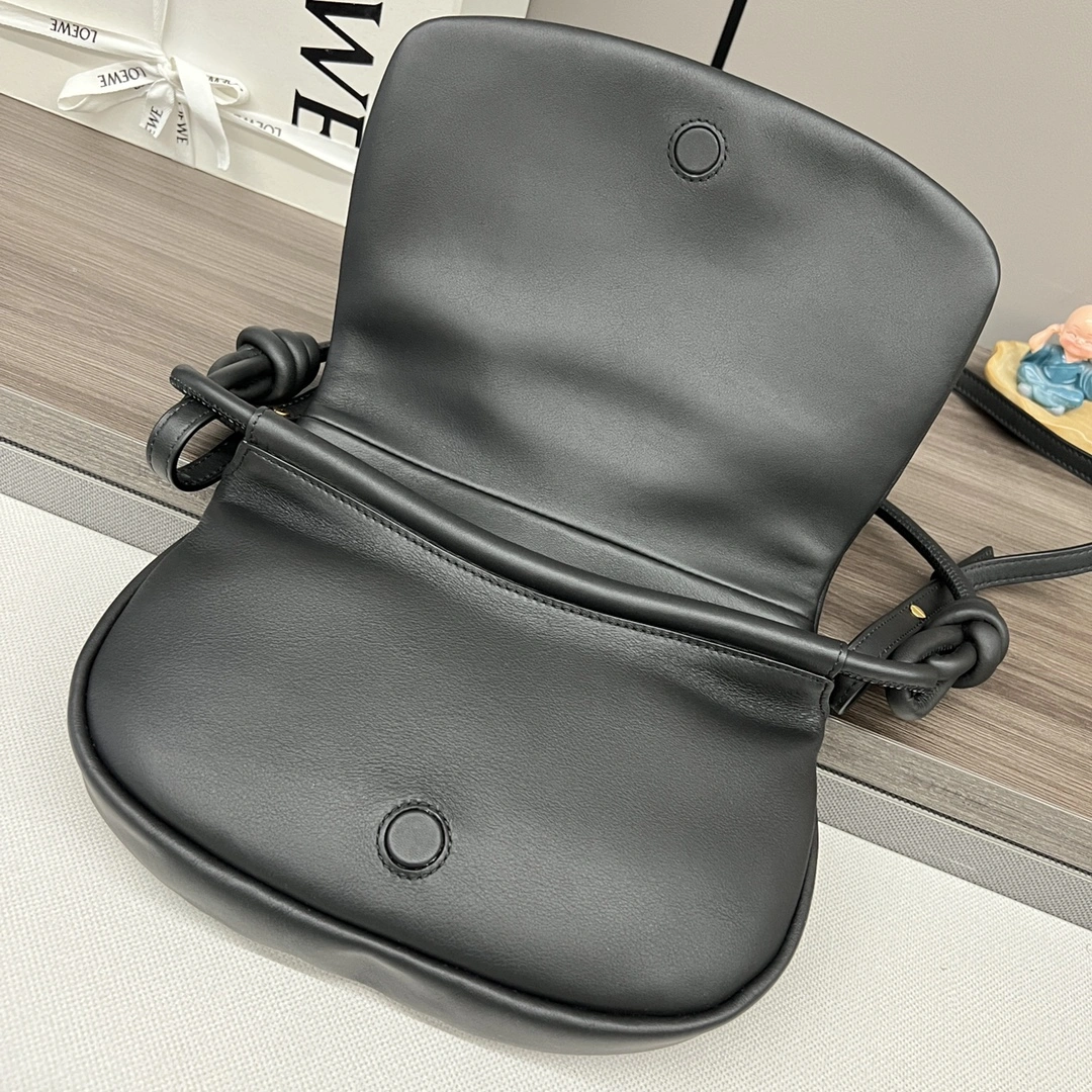 RelaxedFit Loewe Flamenco Bags 67226