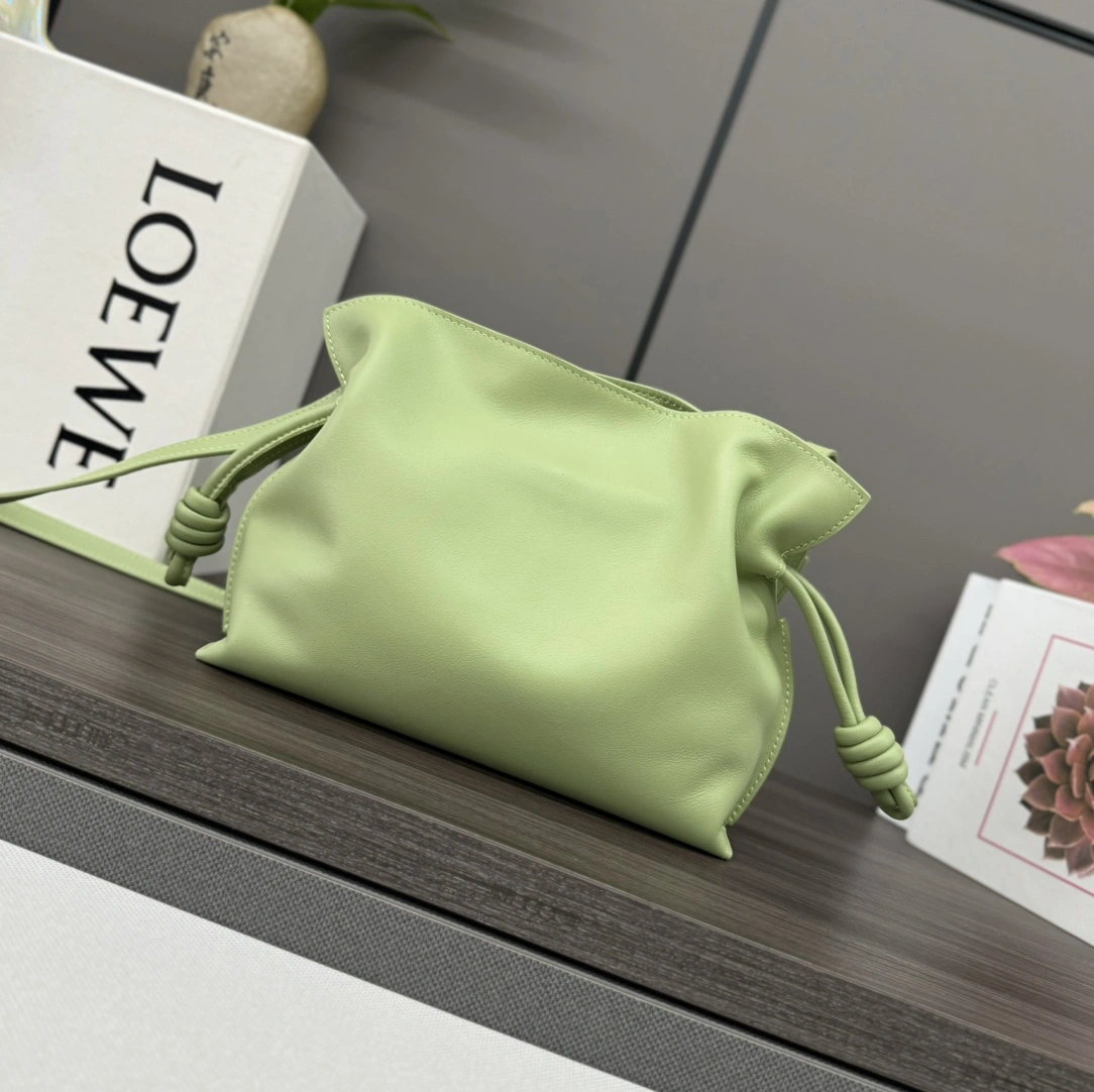 Sleek Loewe Flamenco Bags 67225